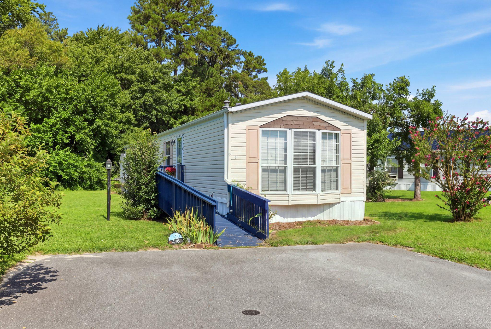 436 Long Branch Rd Property Photo 1