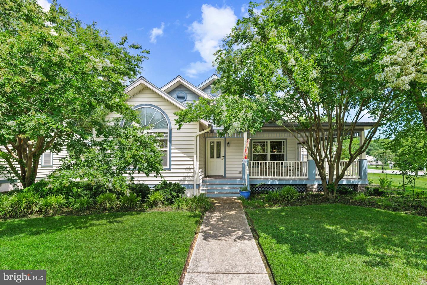 33690 Ashland Dr Property Photo 1