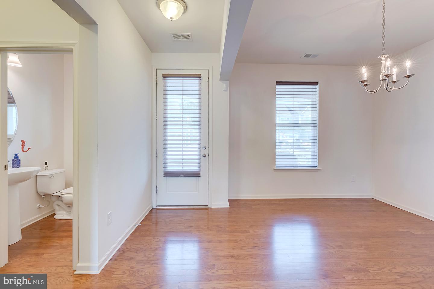 33298 Lone Cedar Lndg #5802 Property Photo 7