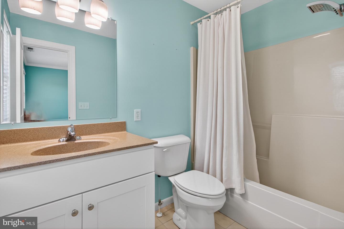 18609 Broadfield Dr Property Photo 52