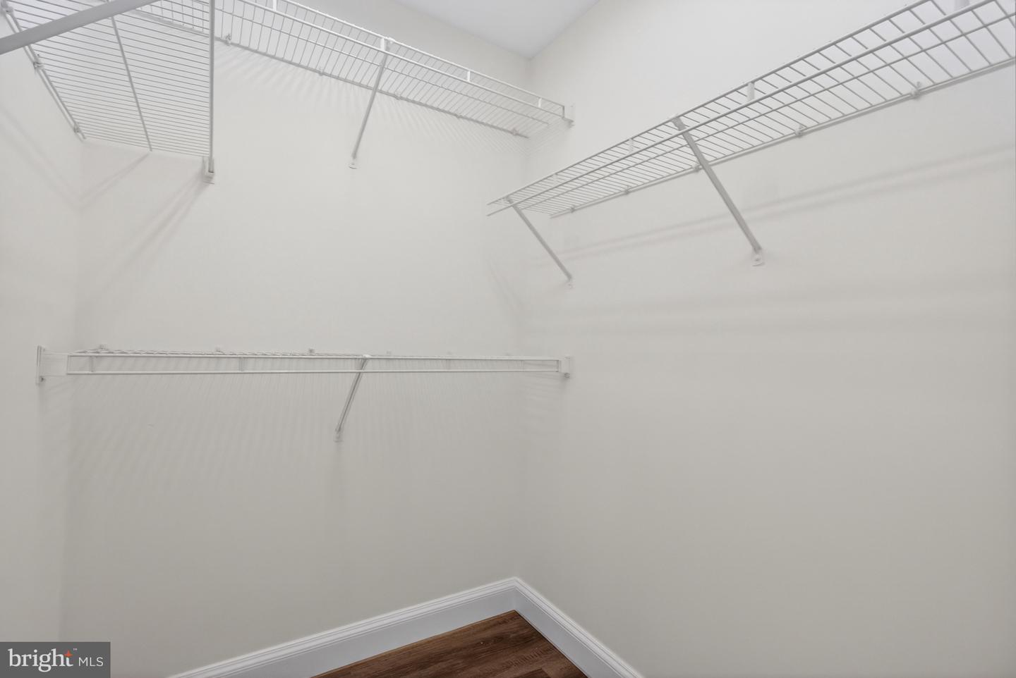 18609 Broadfield Dr Property Photo 53