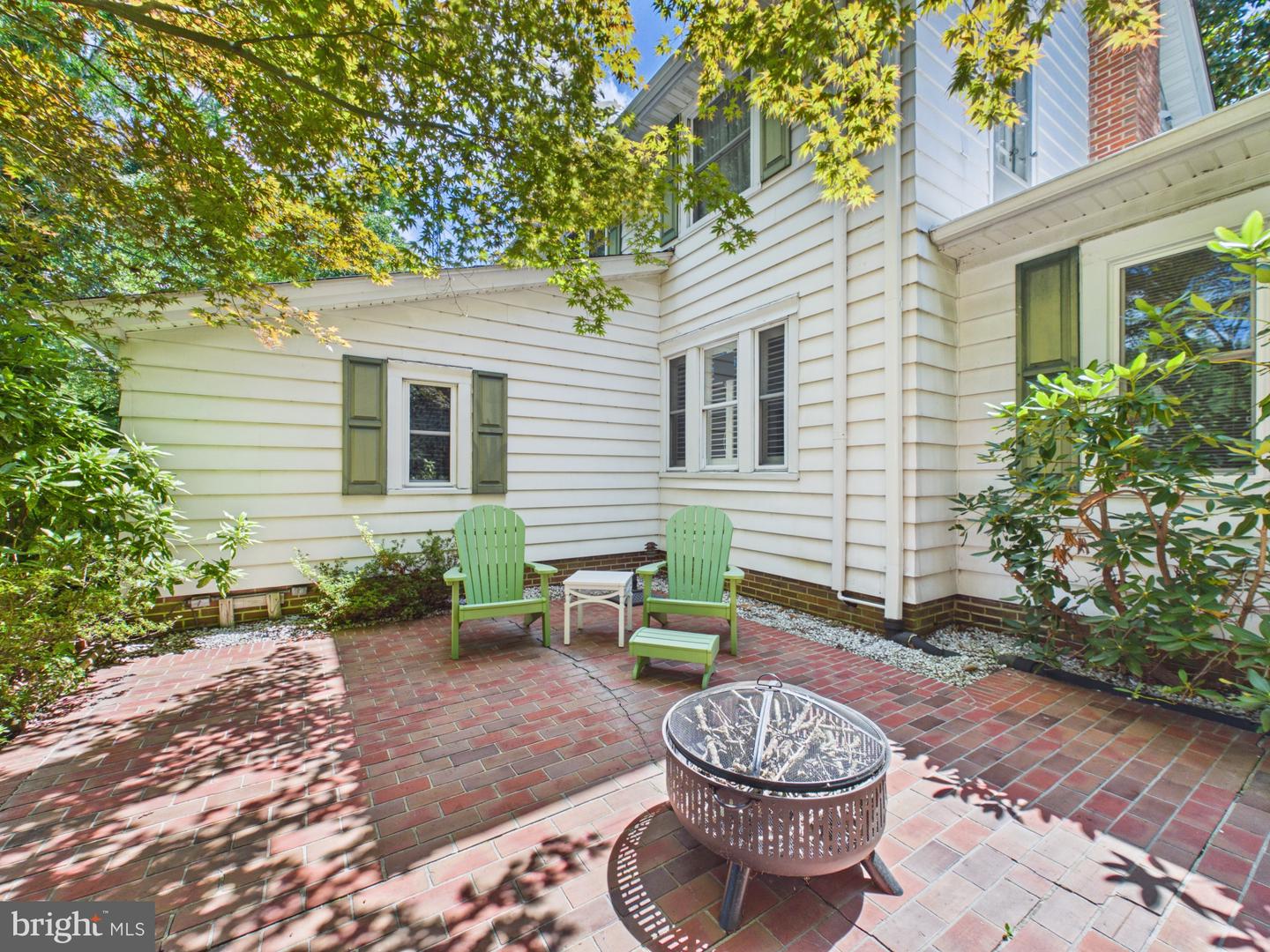 414 W Market St Property Photo 53