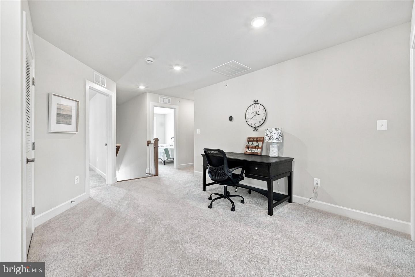 323 Bayberry Dr Property Photo 28