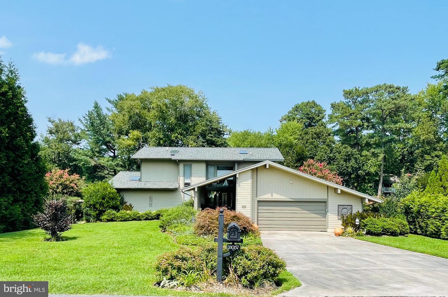 31057 Edgewater Dr Property Photo 1