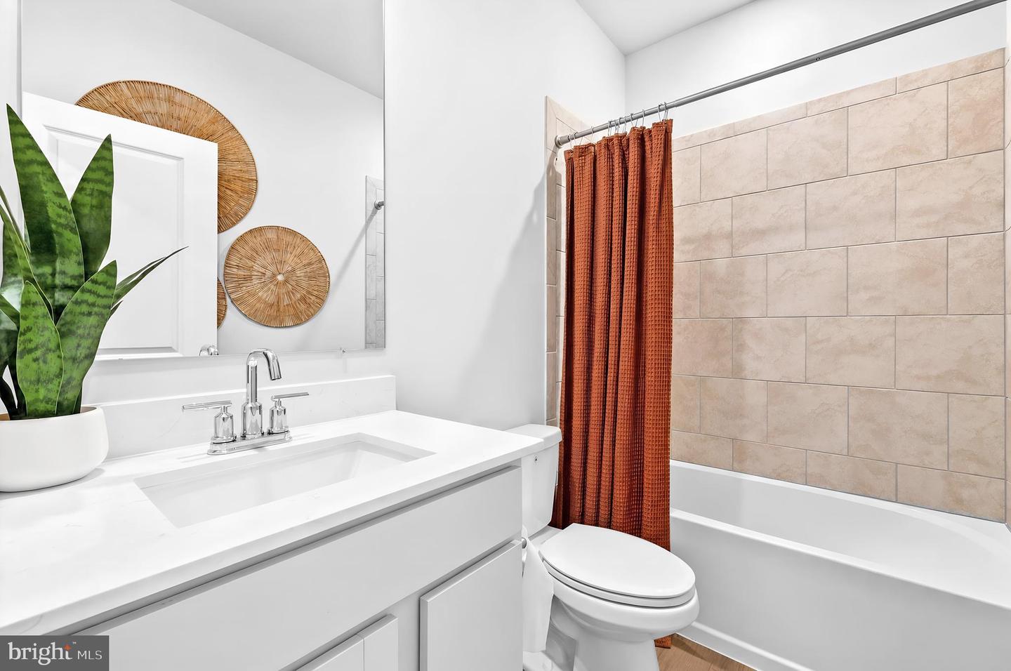 29671 Highbridge Way Property Photo 6