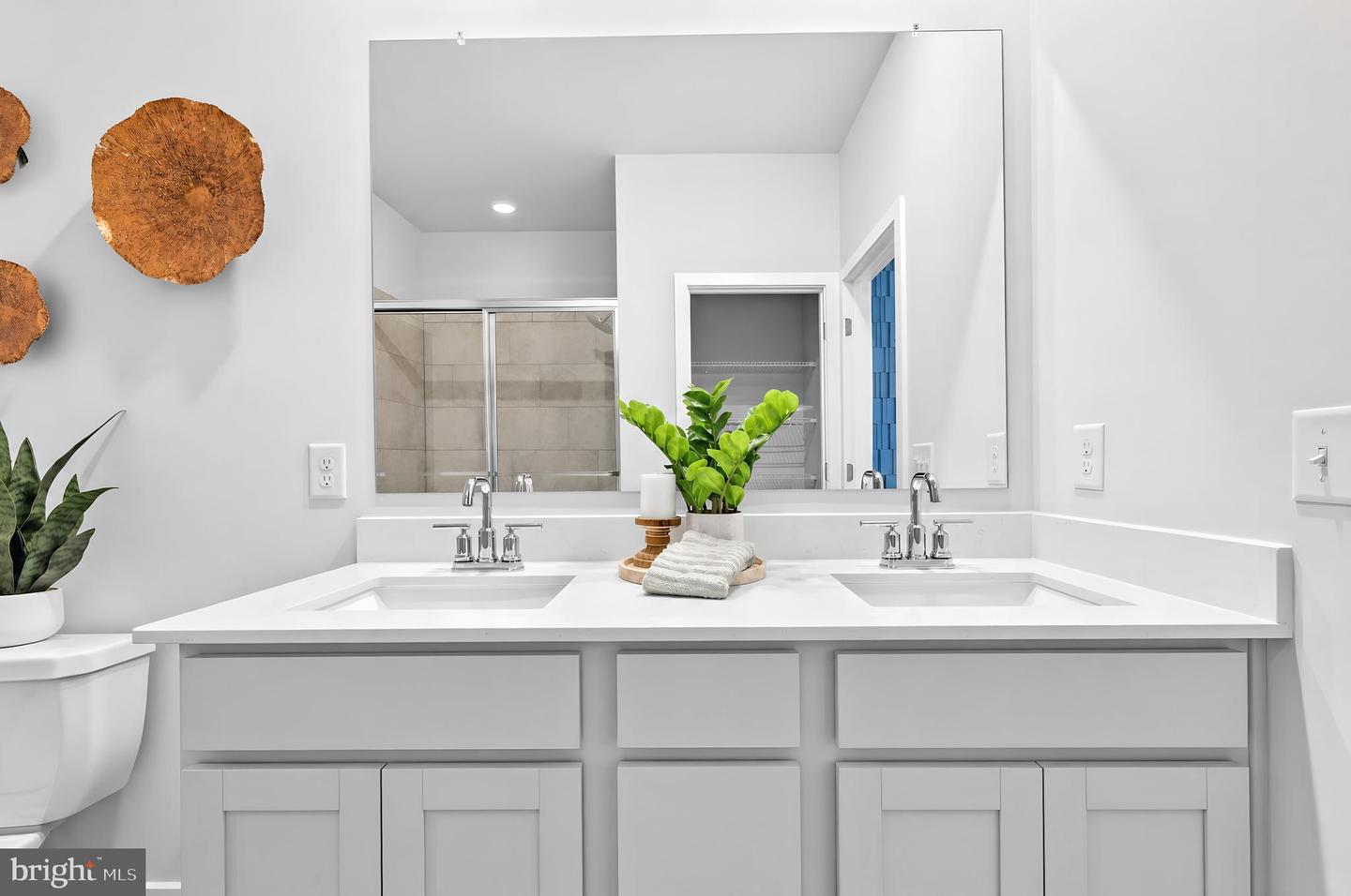 29671 Highbridge Way Property Photo 23