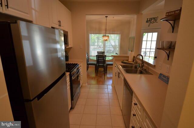 300 Pebble Dr Property Photo 3