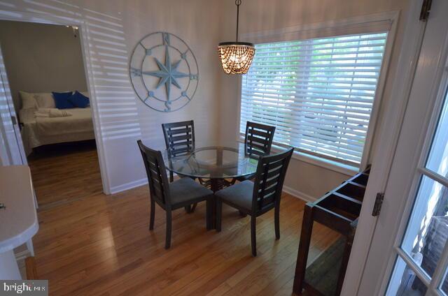 300 Pebble Dr Property Photo 4