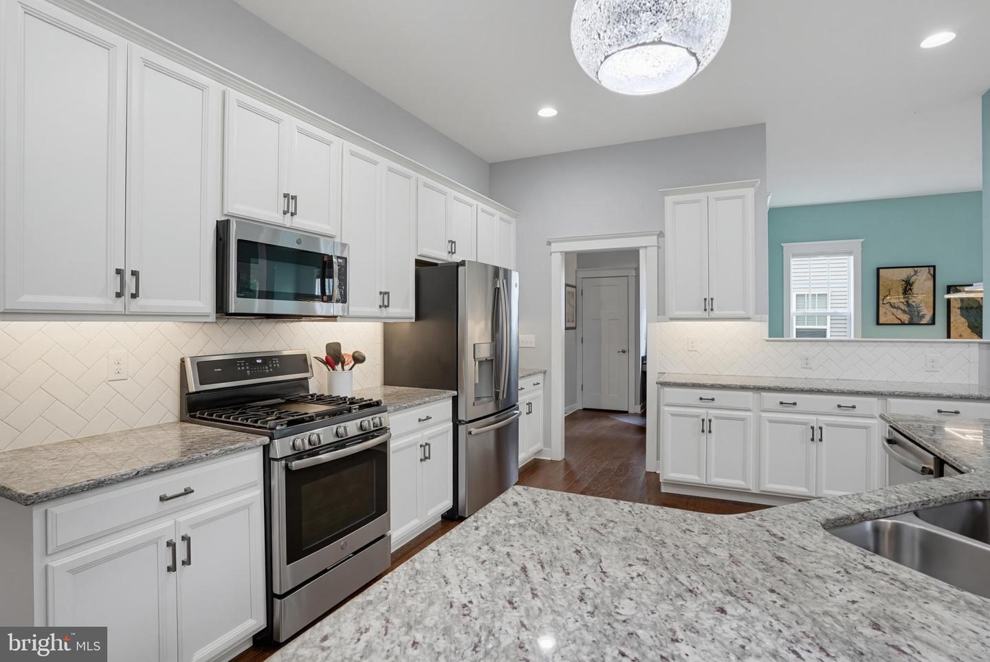 22162 Arbor Cir Property Photo 9