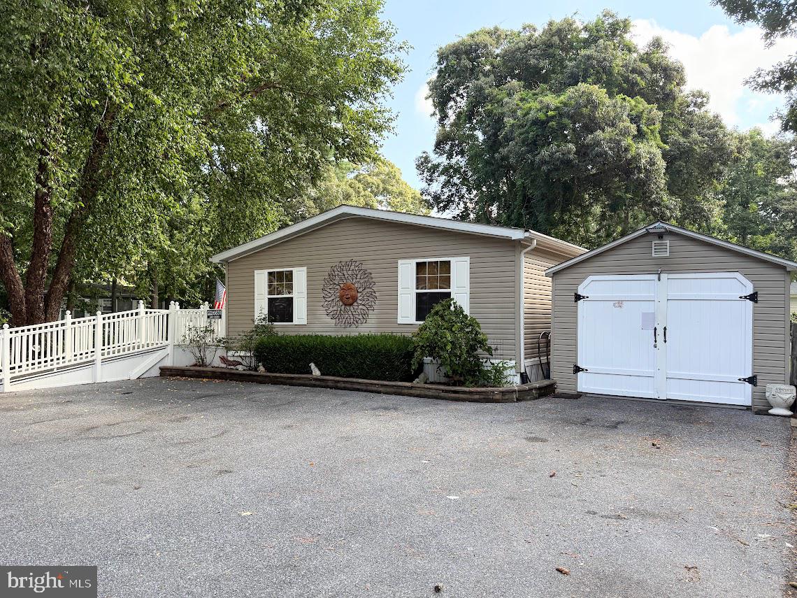26631 Castaway Cir #2921 Property Photo 7