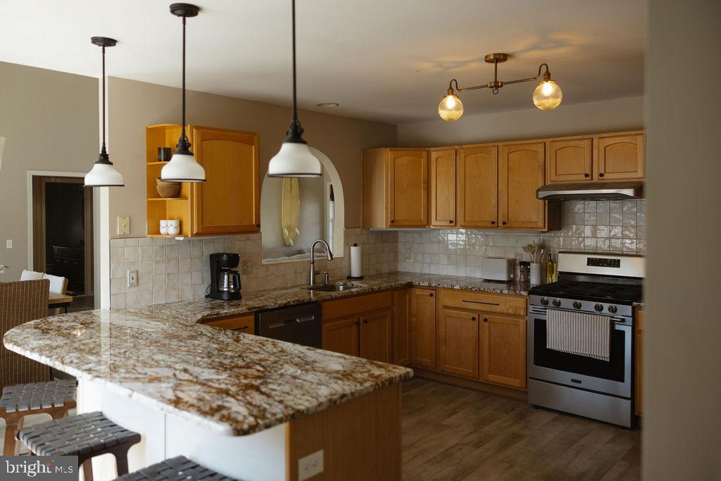 42 Deerfield Ln Property Photo 5