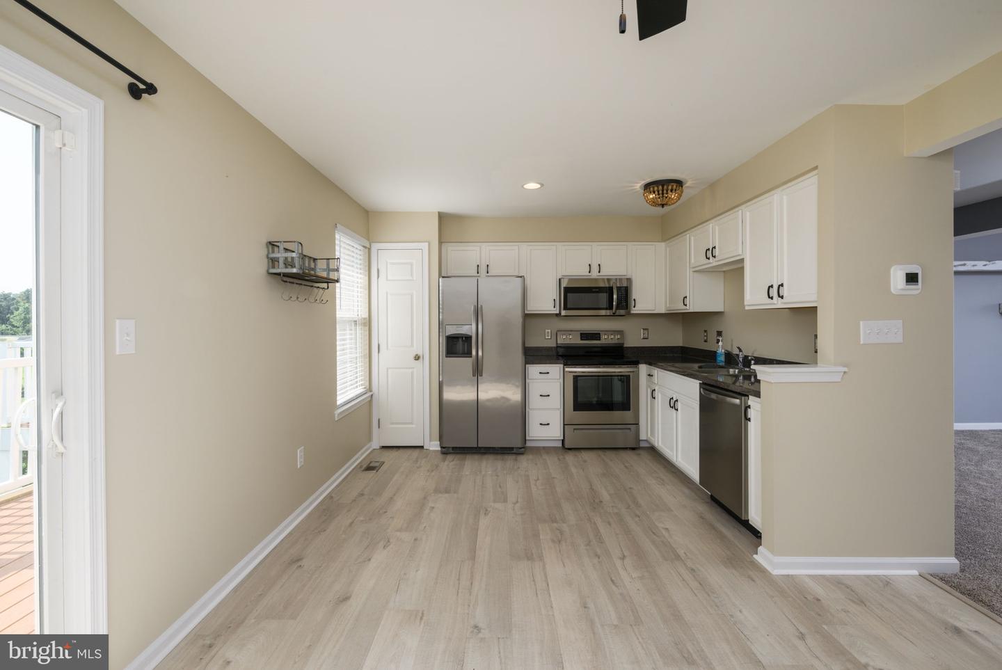 23567 Devonshire Rd Property Photo 9