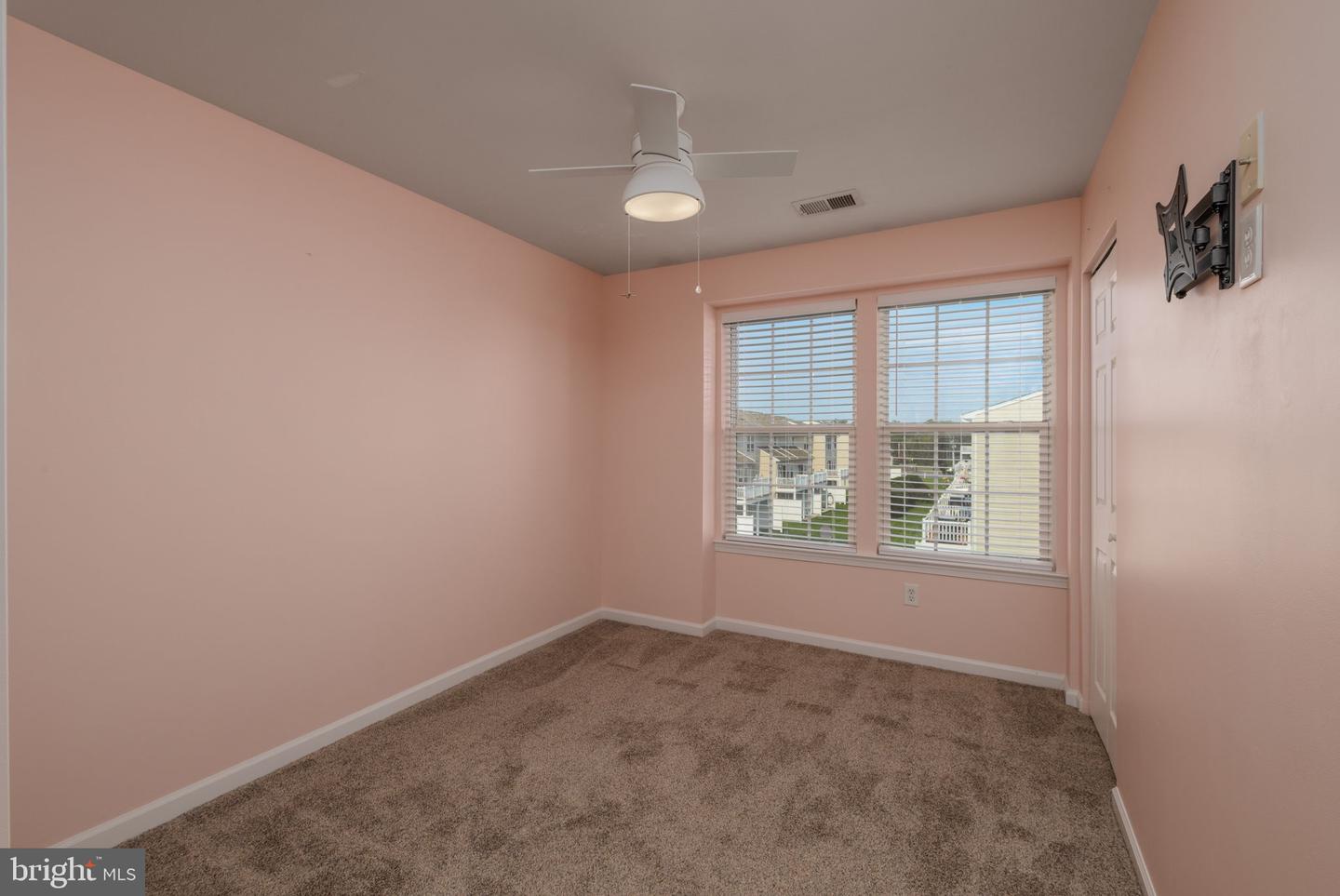 23567 Devonshire Rd Property Photo 18