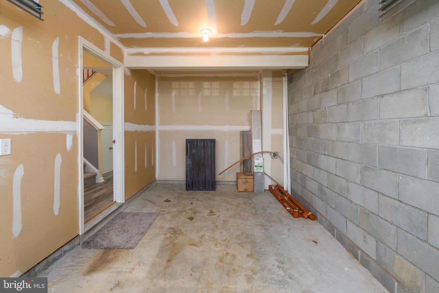 23567 Devonshire Rd Property Photo 30