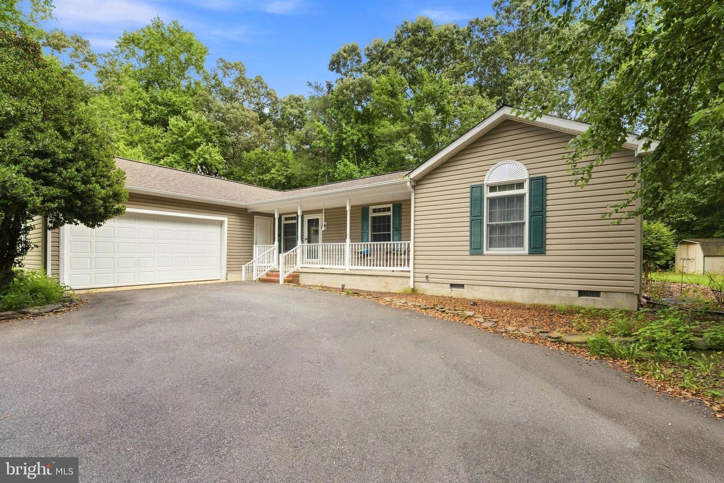 25153 MARY RD Property Photo 1