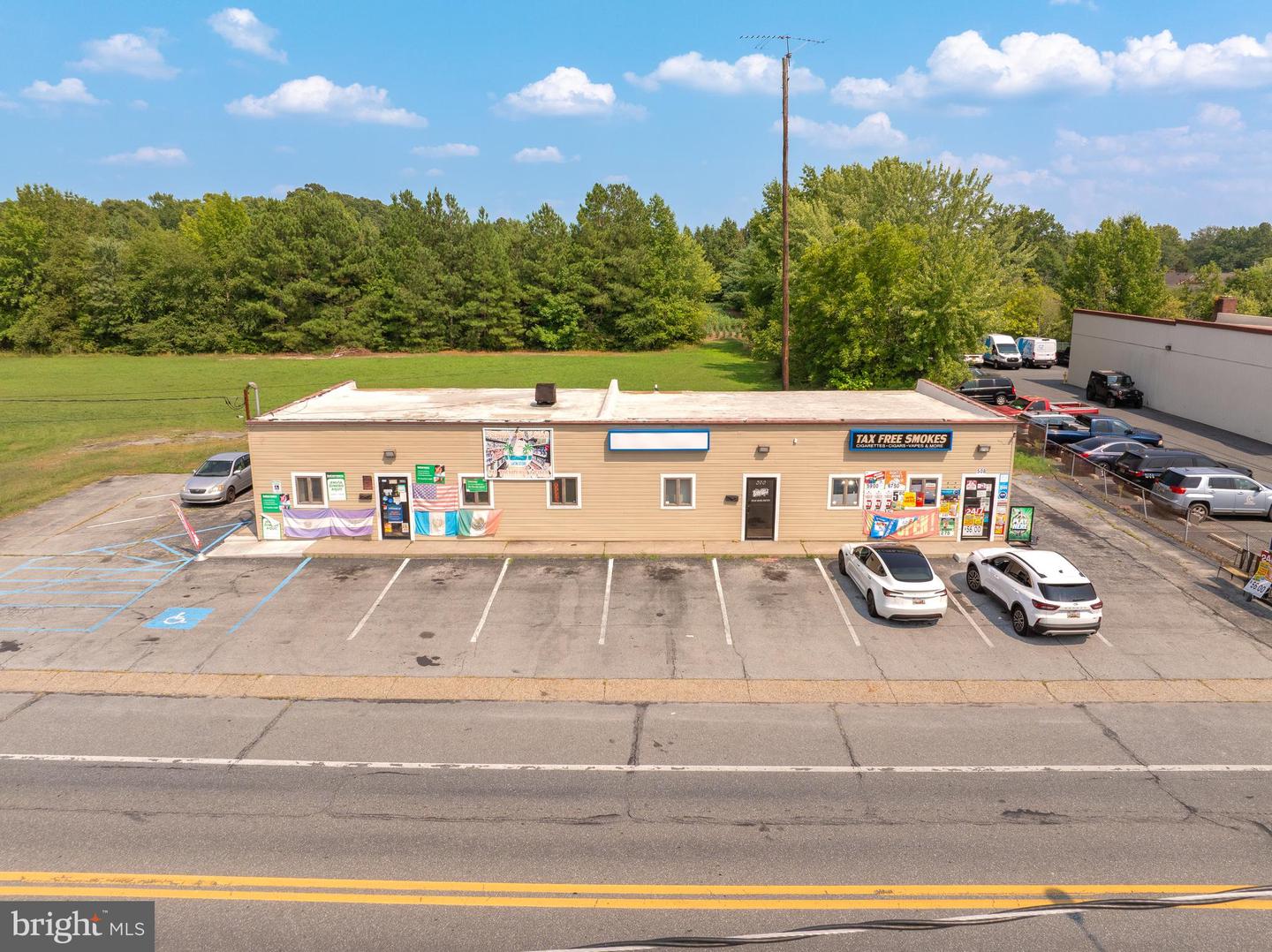 512 N Bi State Blvd Property Photo 3
