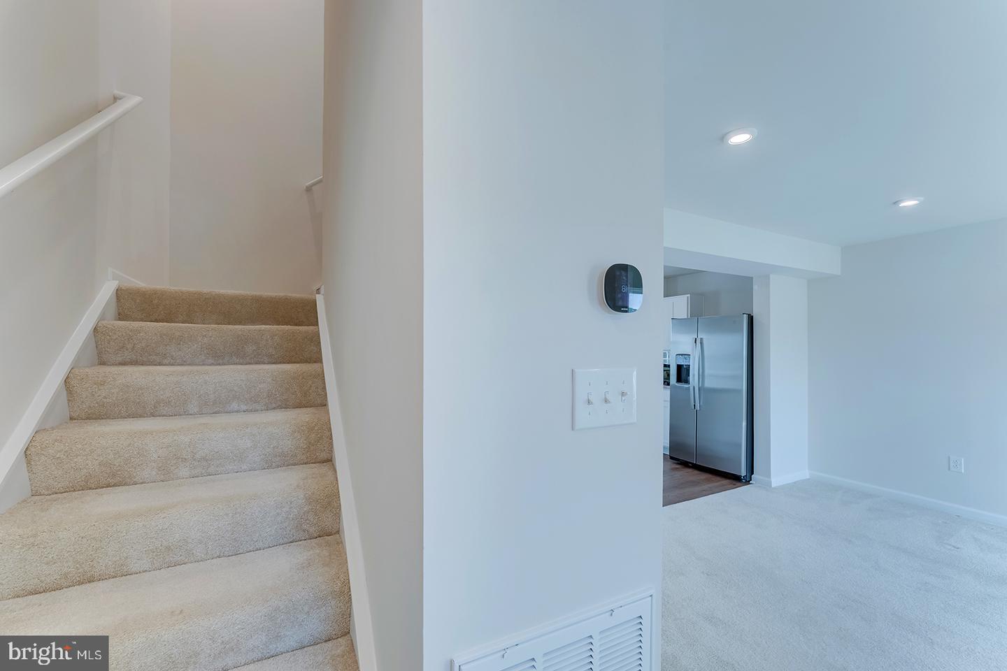 12070 Geyer Ave Property Photo 18