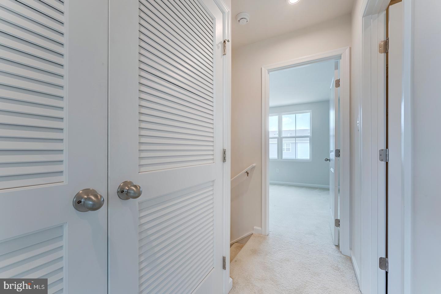 12070 Geyer Ave Property Photo 21