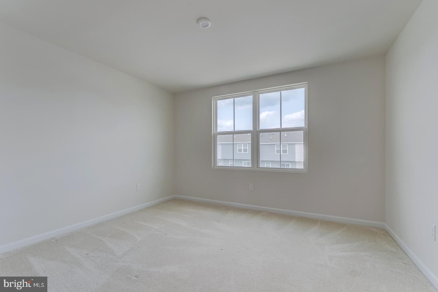 12070 Geyer Ave Property Photo 25