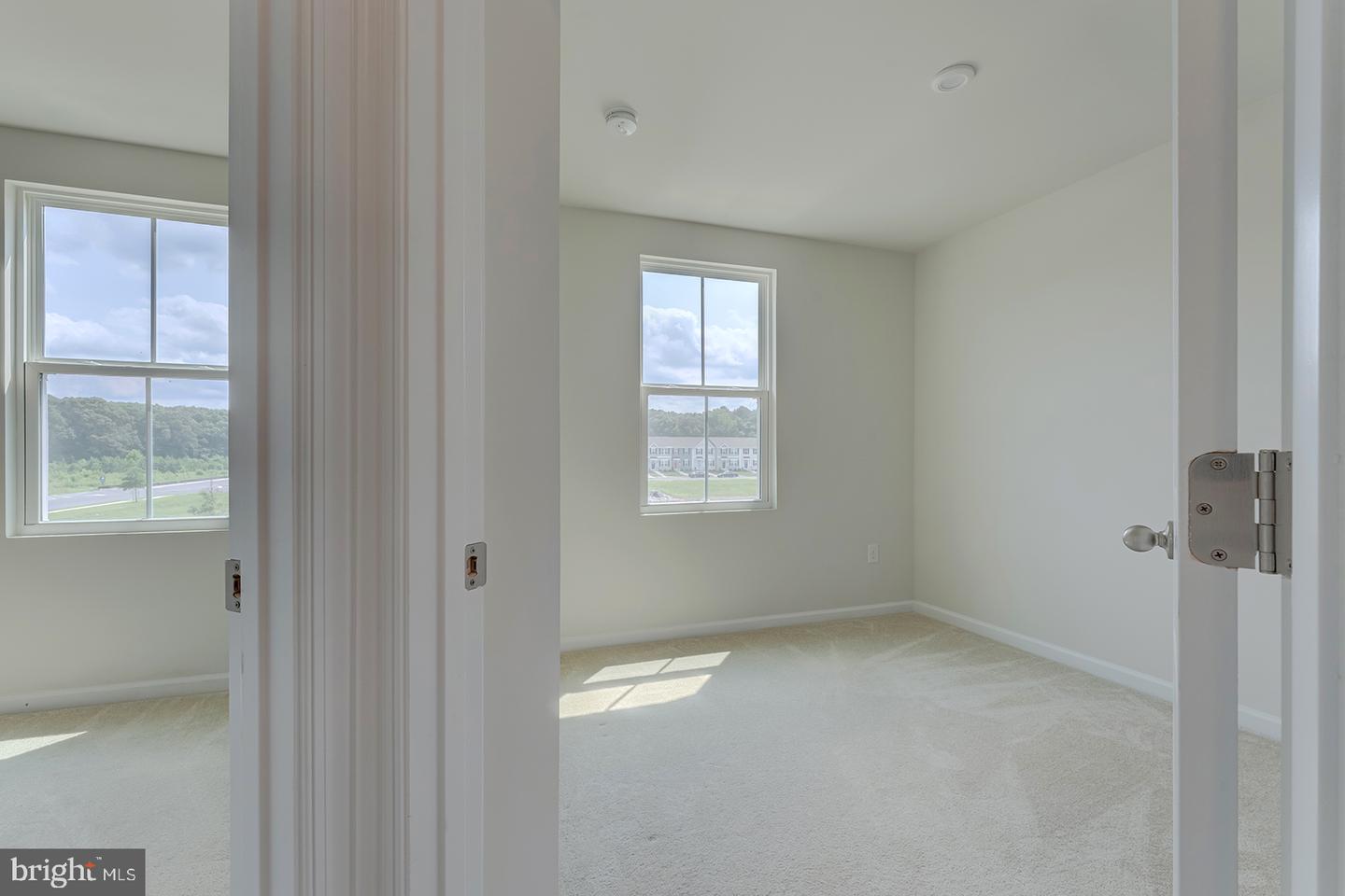 12070 Geyer Ave Property Photo 31