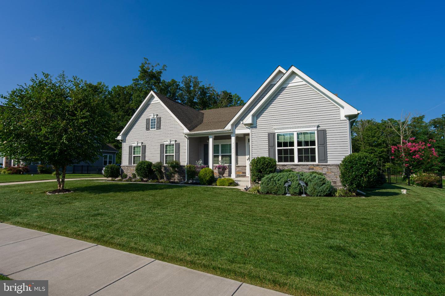 31417 Barefoot Cir Property Photo 1
