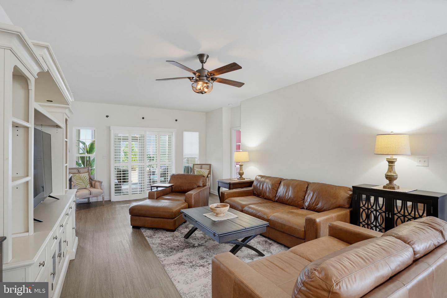 18 Backwater Ct Property Photo 32