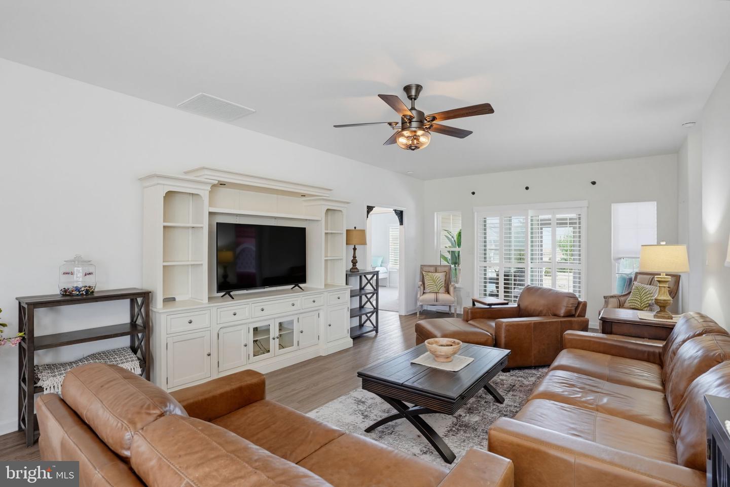 18 Backwater Ct Property Photo 33