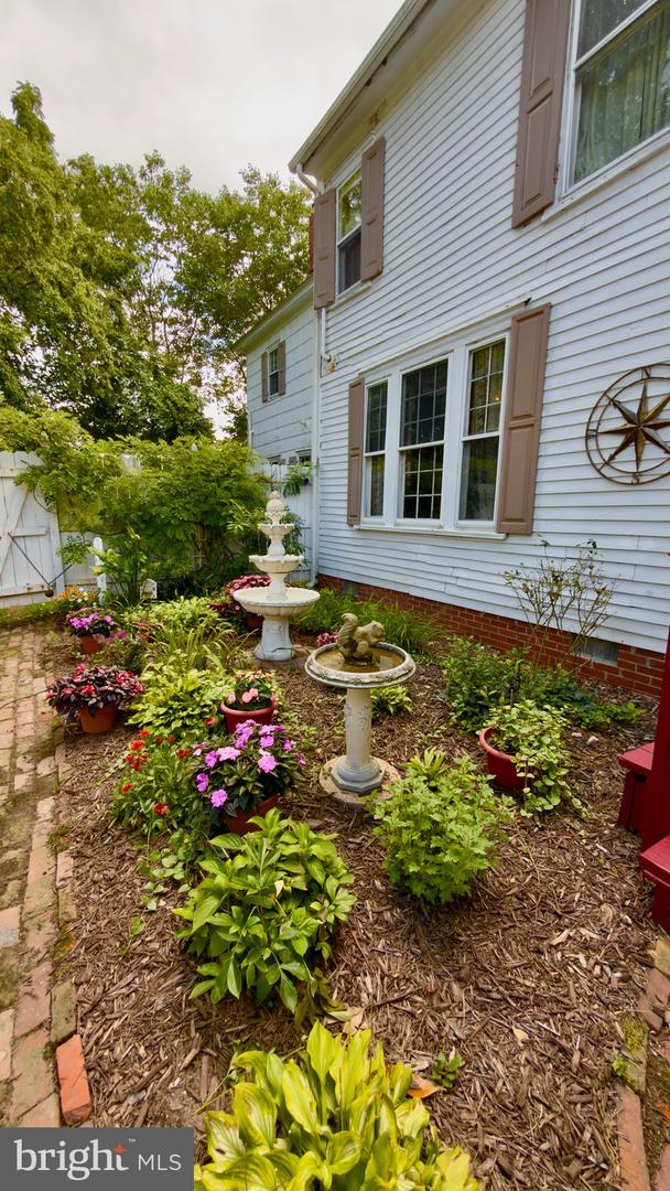 327 Union St Property Photo 79