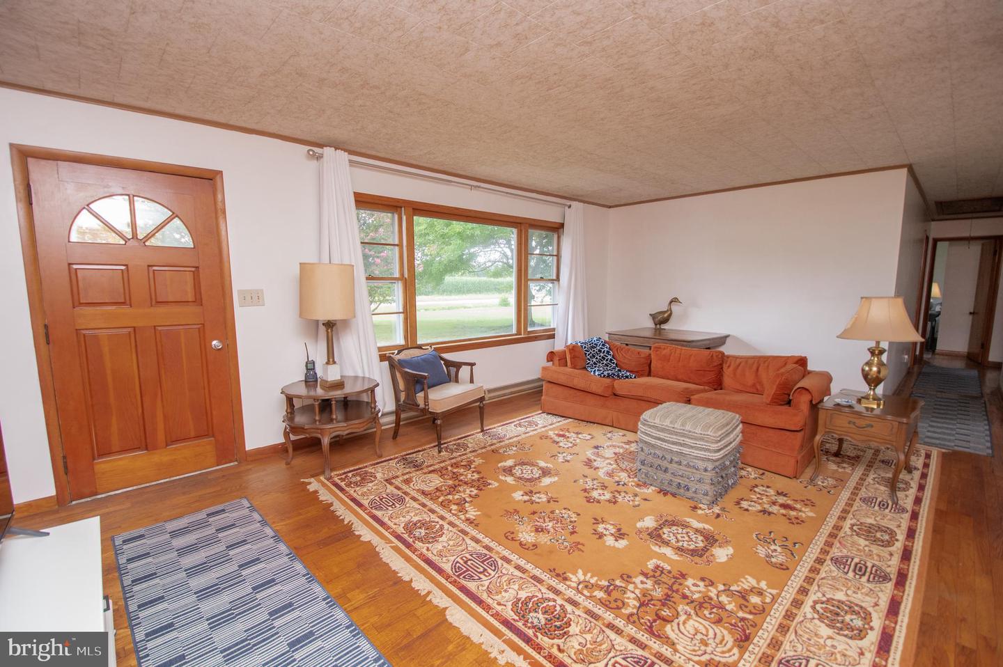 9393 Airport Rd Property Photo 3