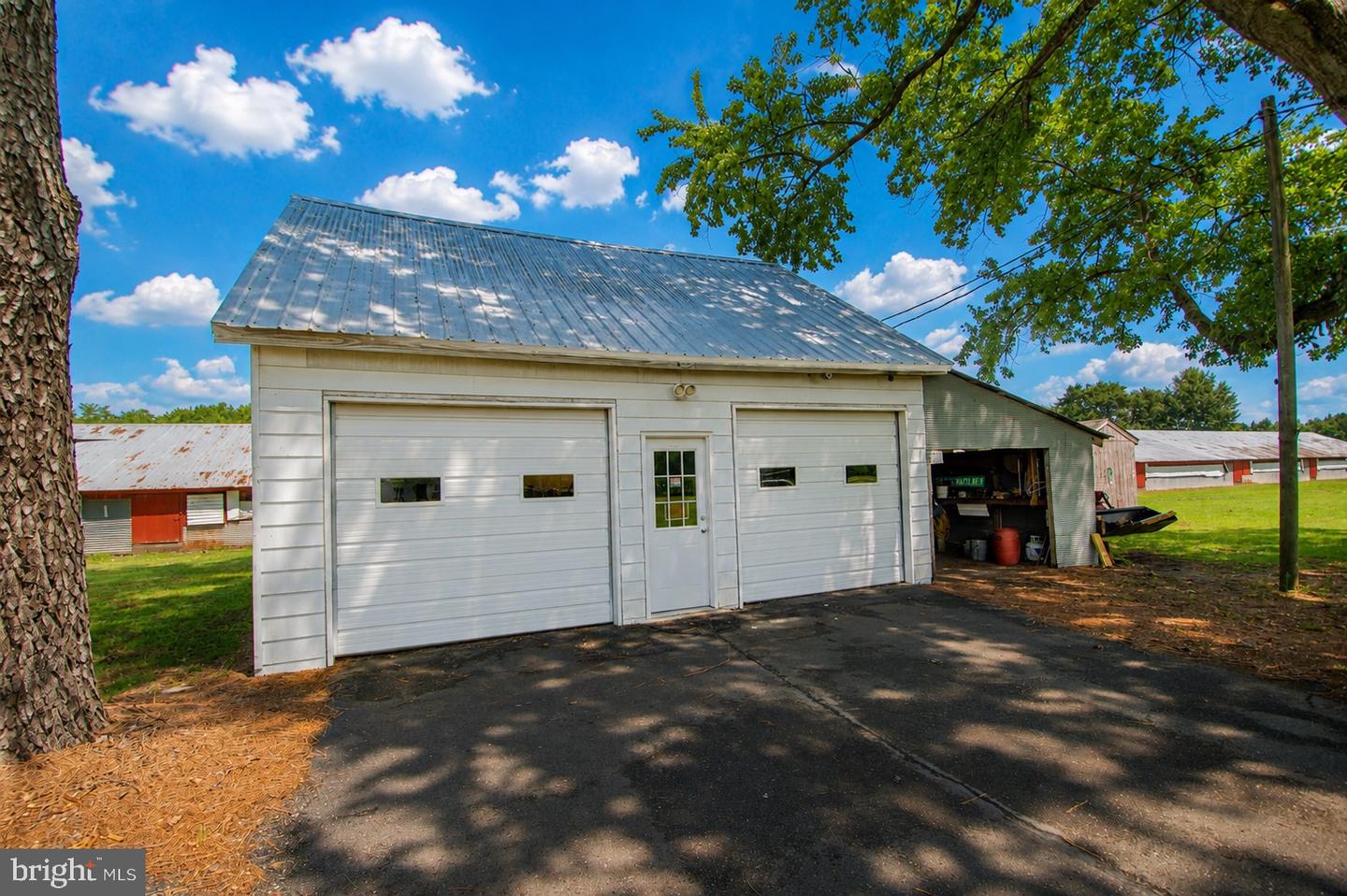 9393 Airport Rd Property Photo 19