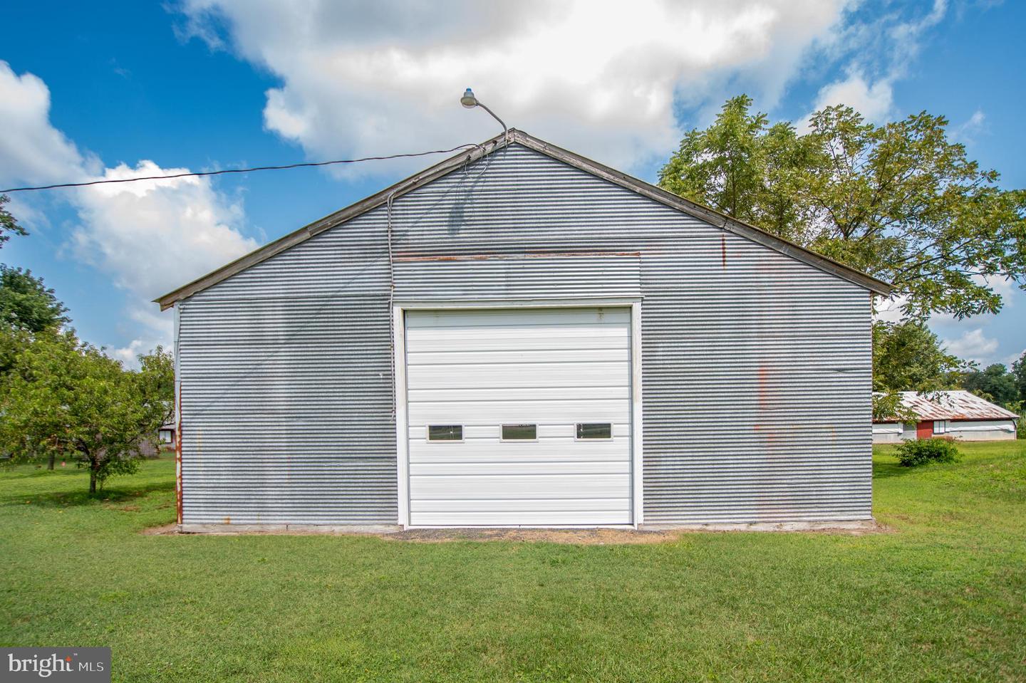 9393 Airport Rd Property Photo 21