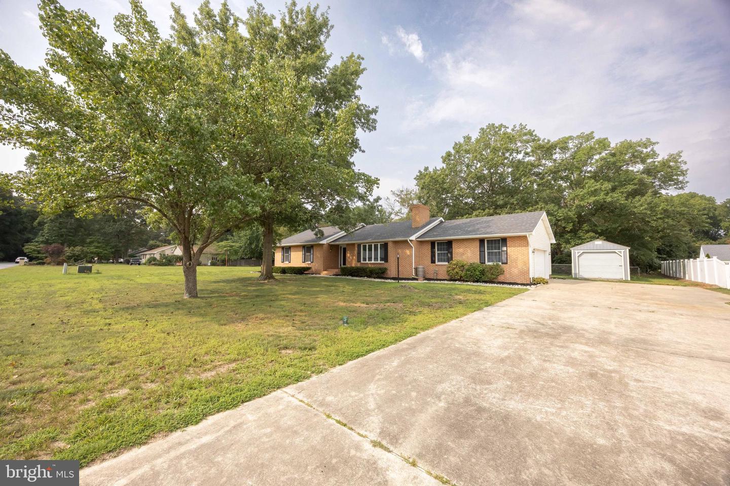 25402 Butler Mill Dr Property Photo 10