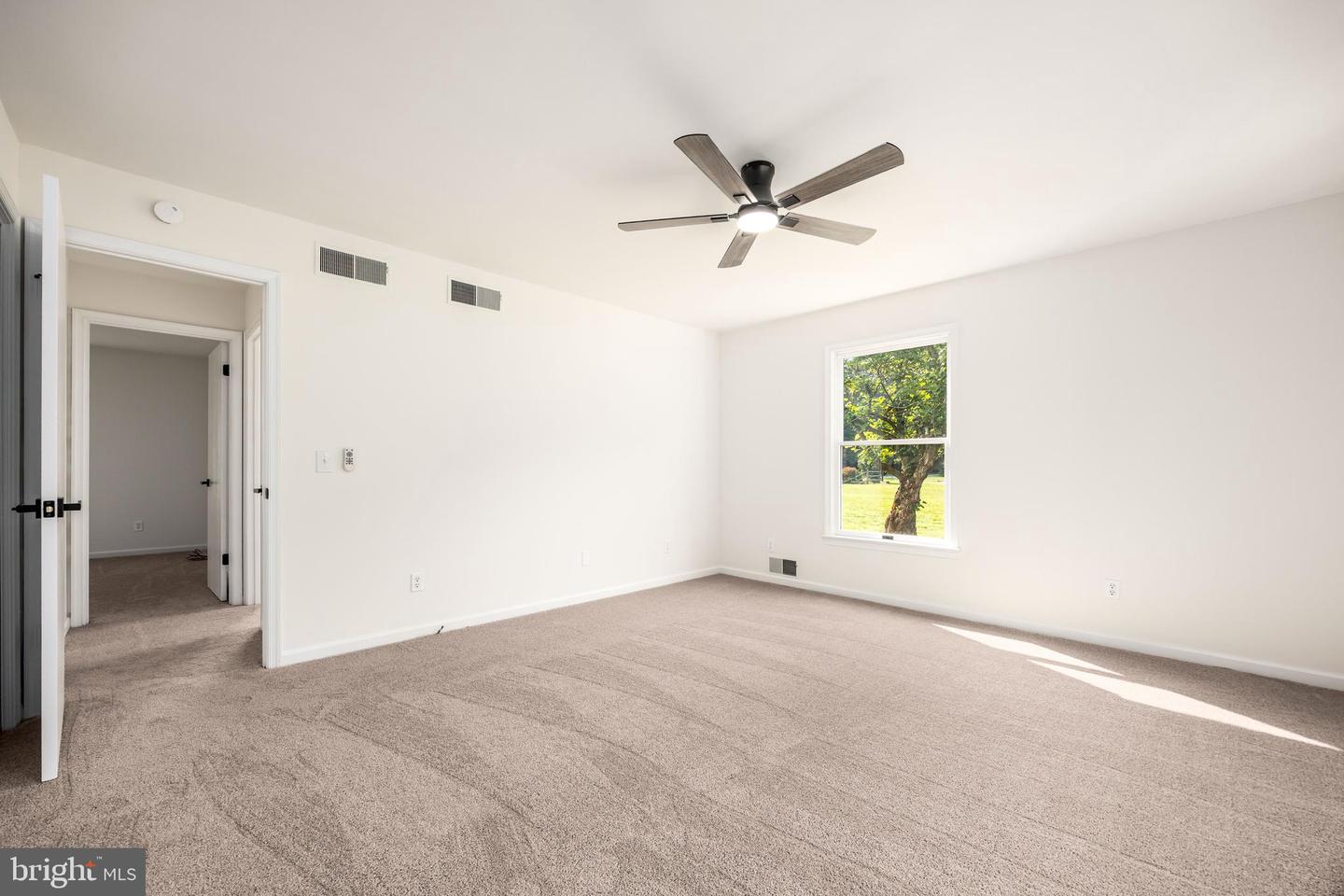 25402 Butler Mill Dr Property Photo 34