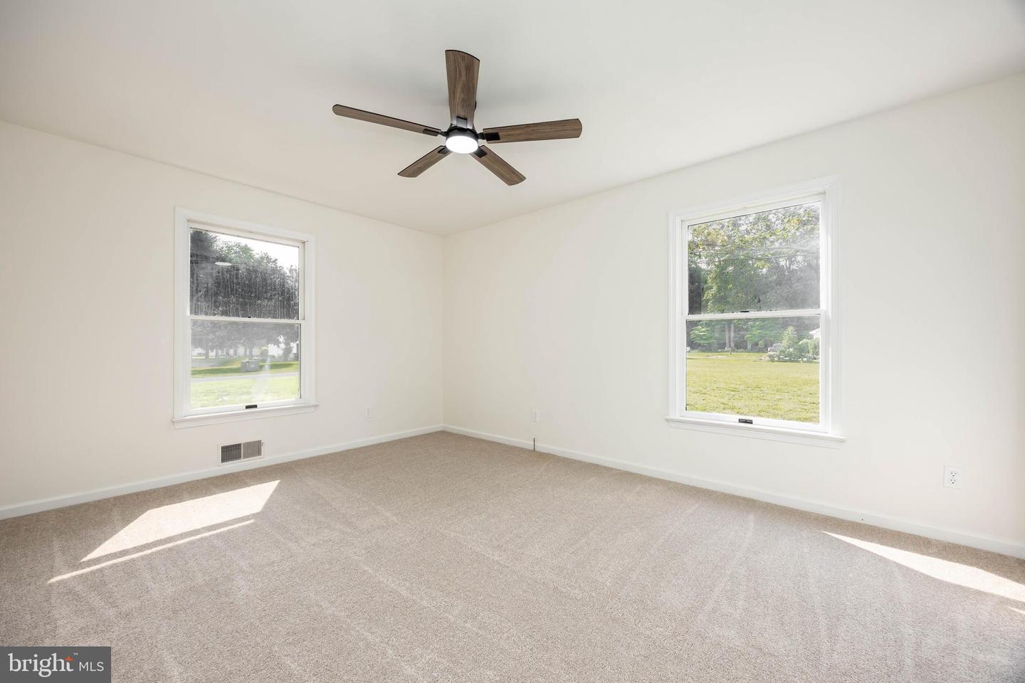 25402 Butler Mill Dr Property Photo 39