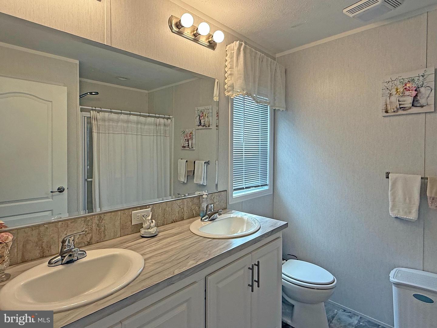 31597 Oak Ct #h-103 Property Photo 13