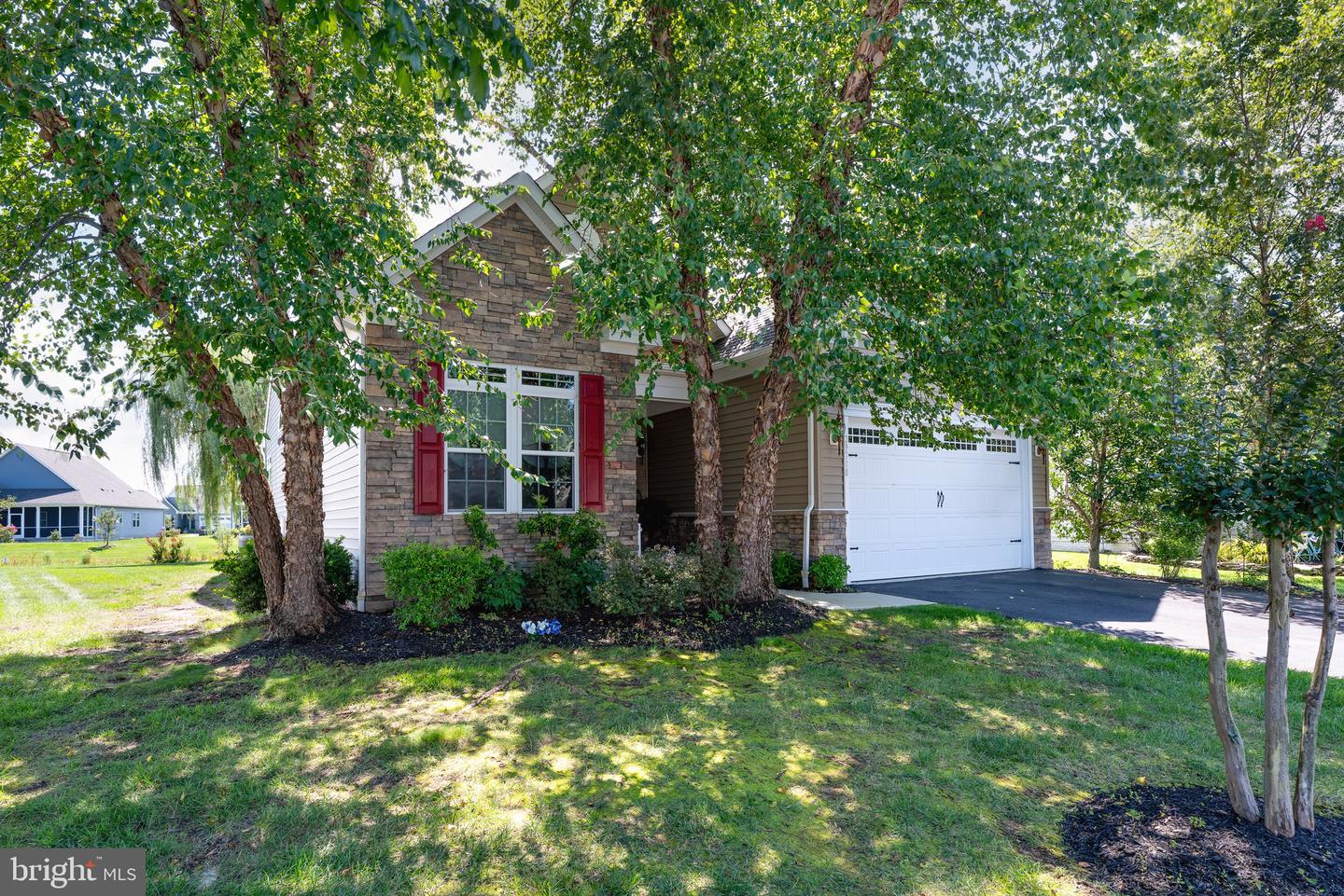 29718 VINCENT VILLAGE DR