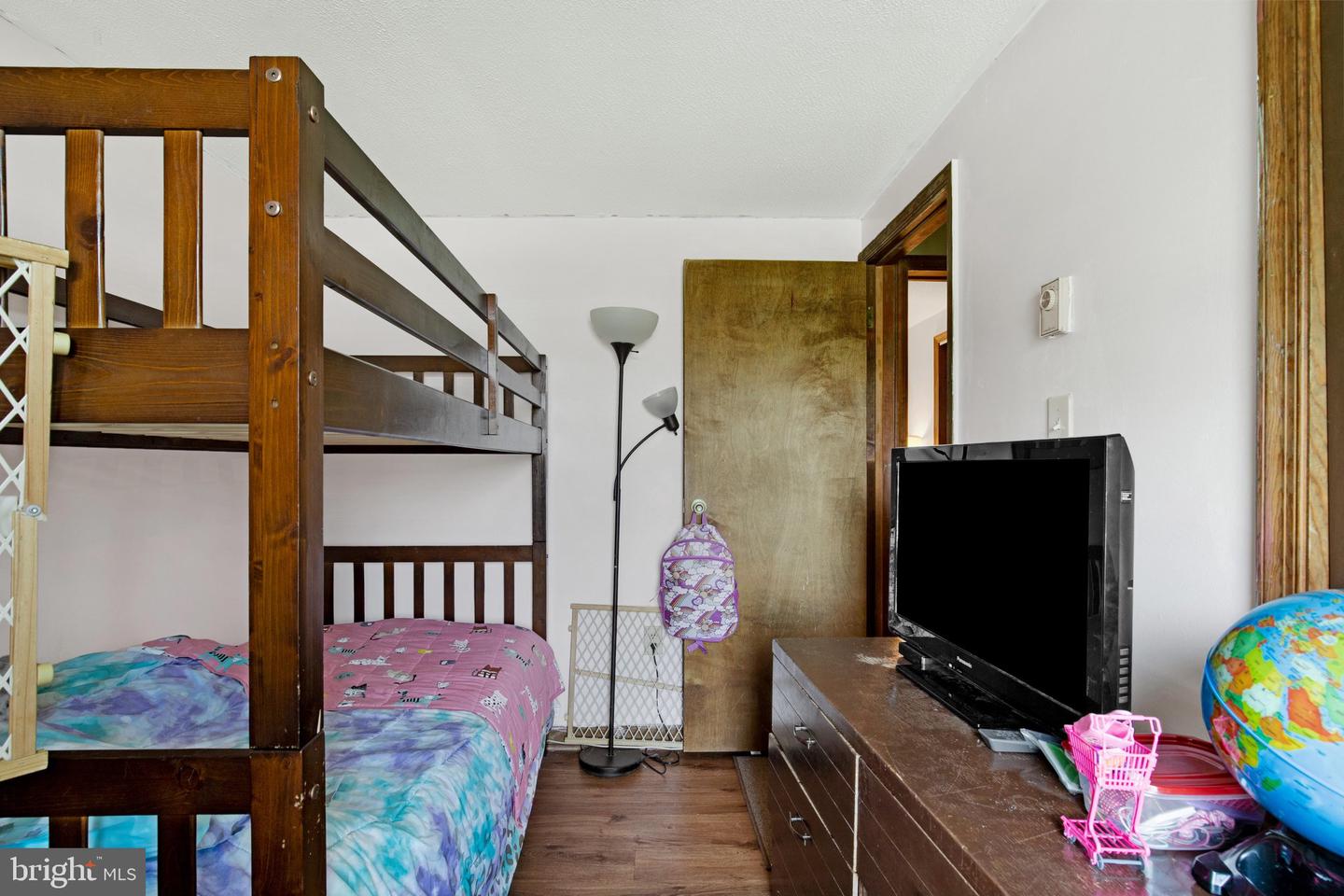 1 Waples Dr Property Photo 12