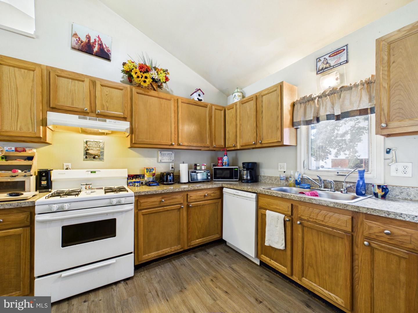 34222 Bi State Blvd Property Photo 7