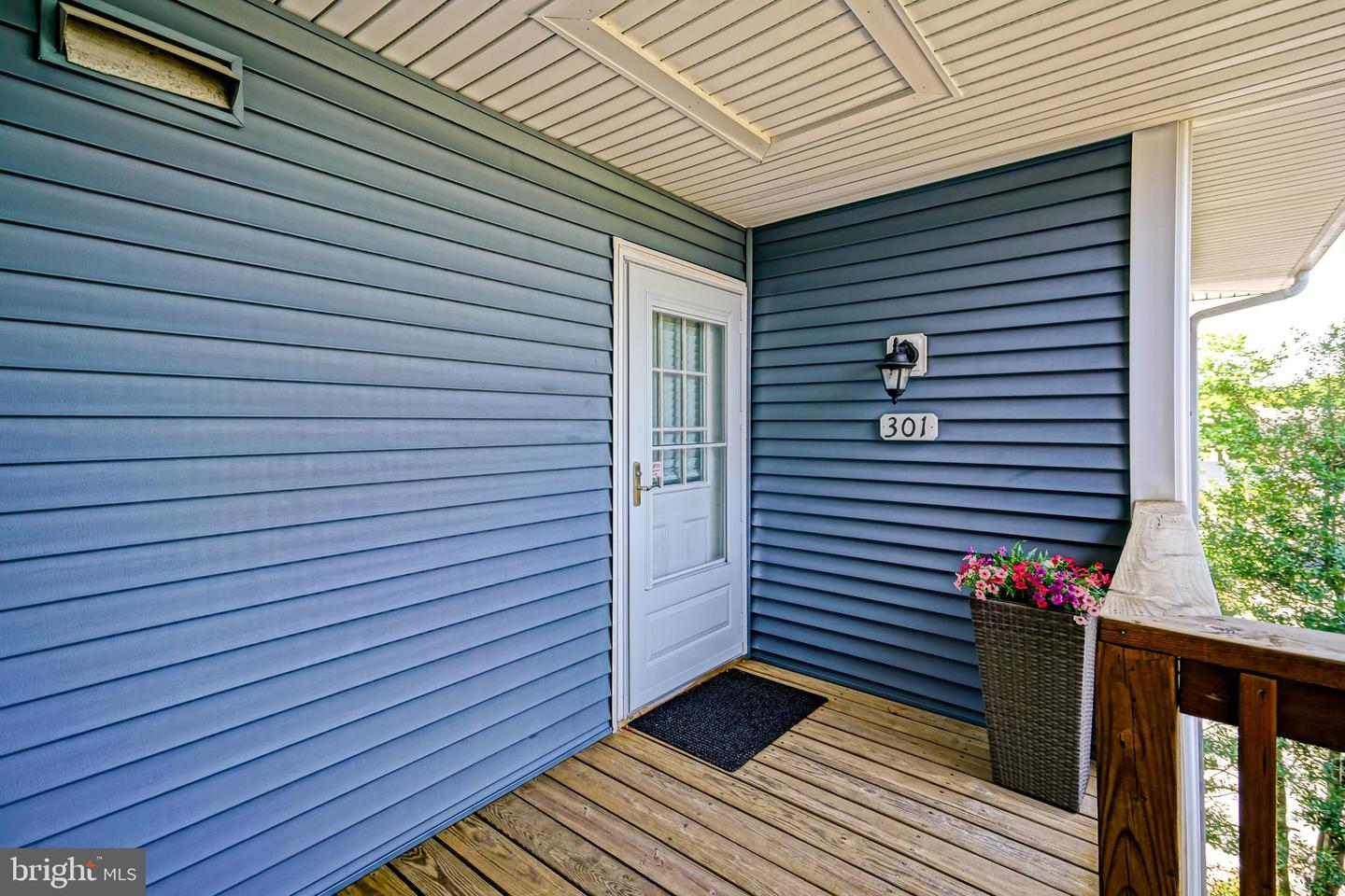 200 Henlopen Sta #301-b Property Photo 4