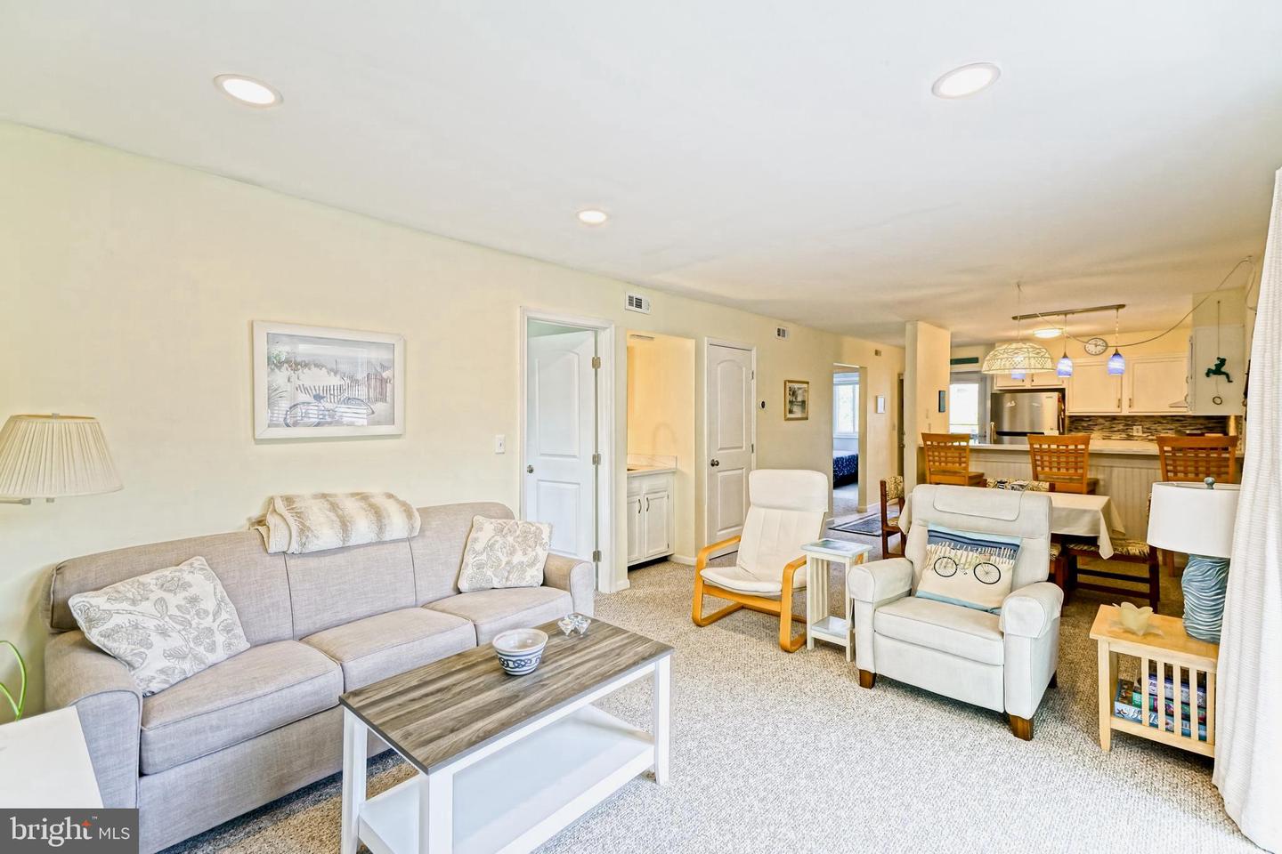 200 Henlopen Sta #301-b Property Photo 18