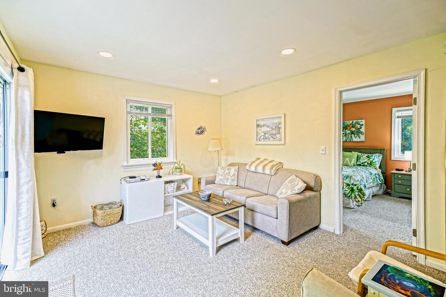 200 Henlopen Sta #301-b Property Photo 19