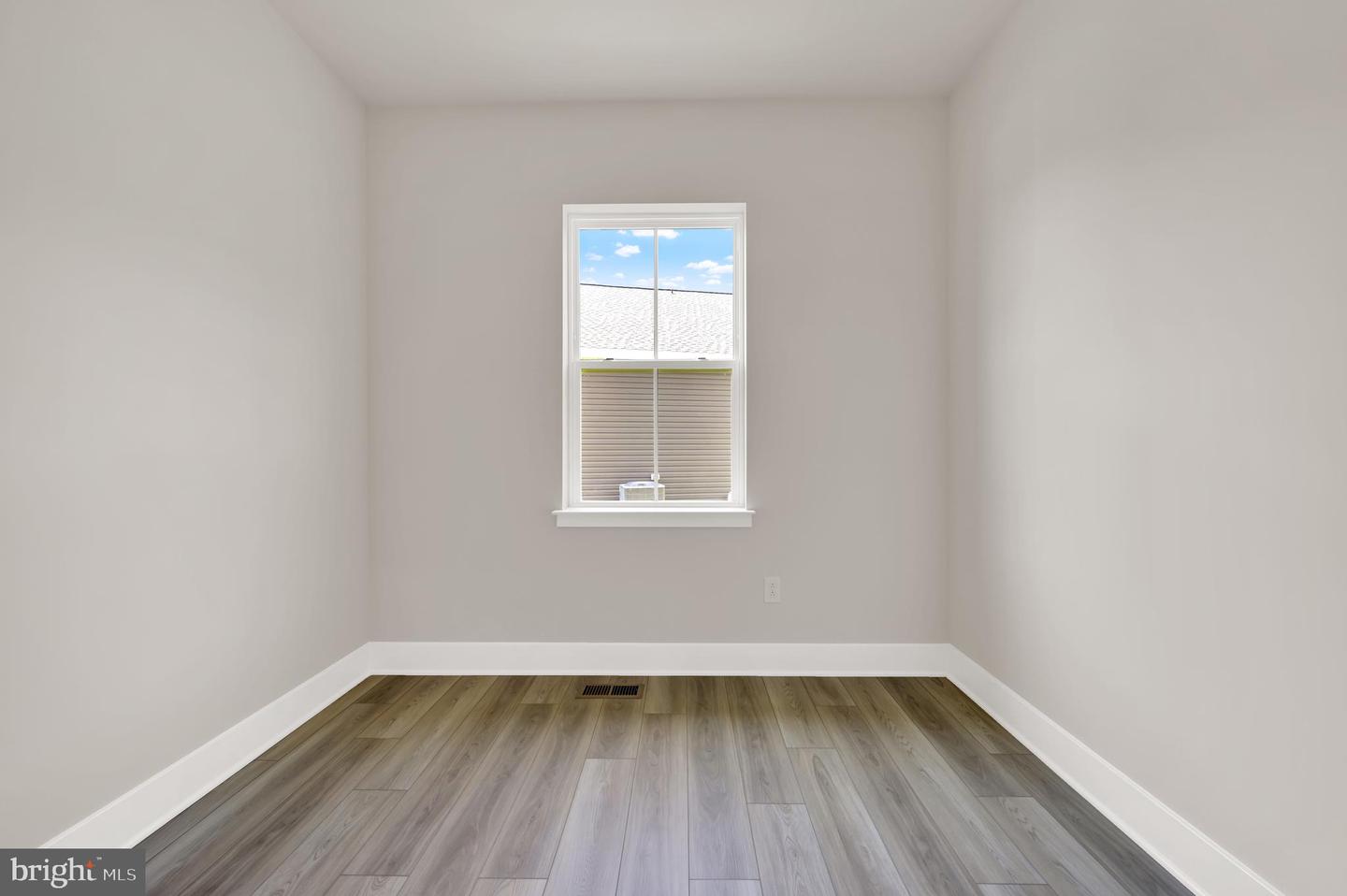 1220 Morris St Property Photo 7
