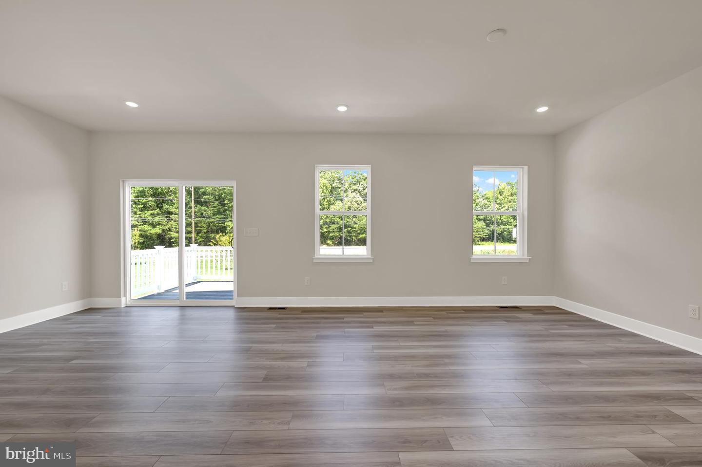1220 Morris St Property Photo 14
