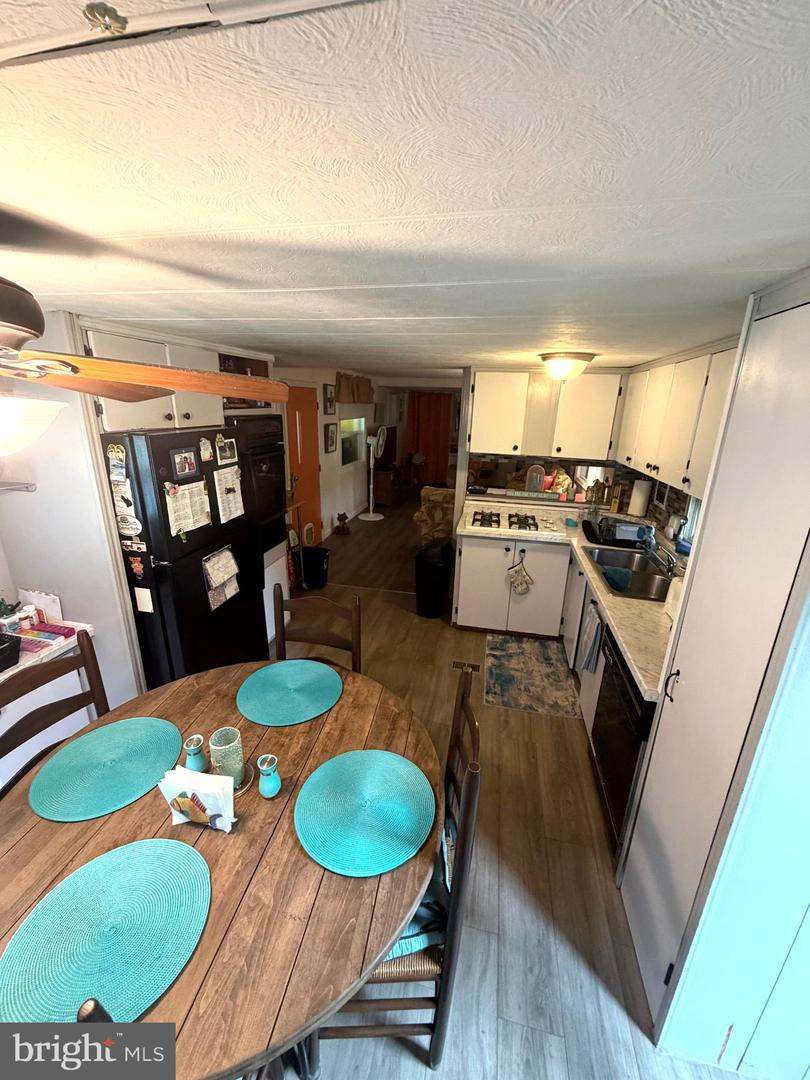 34233 Sandy Ln Property Photo 8