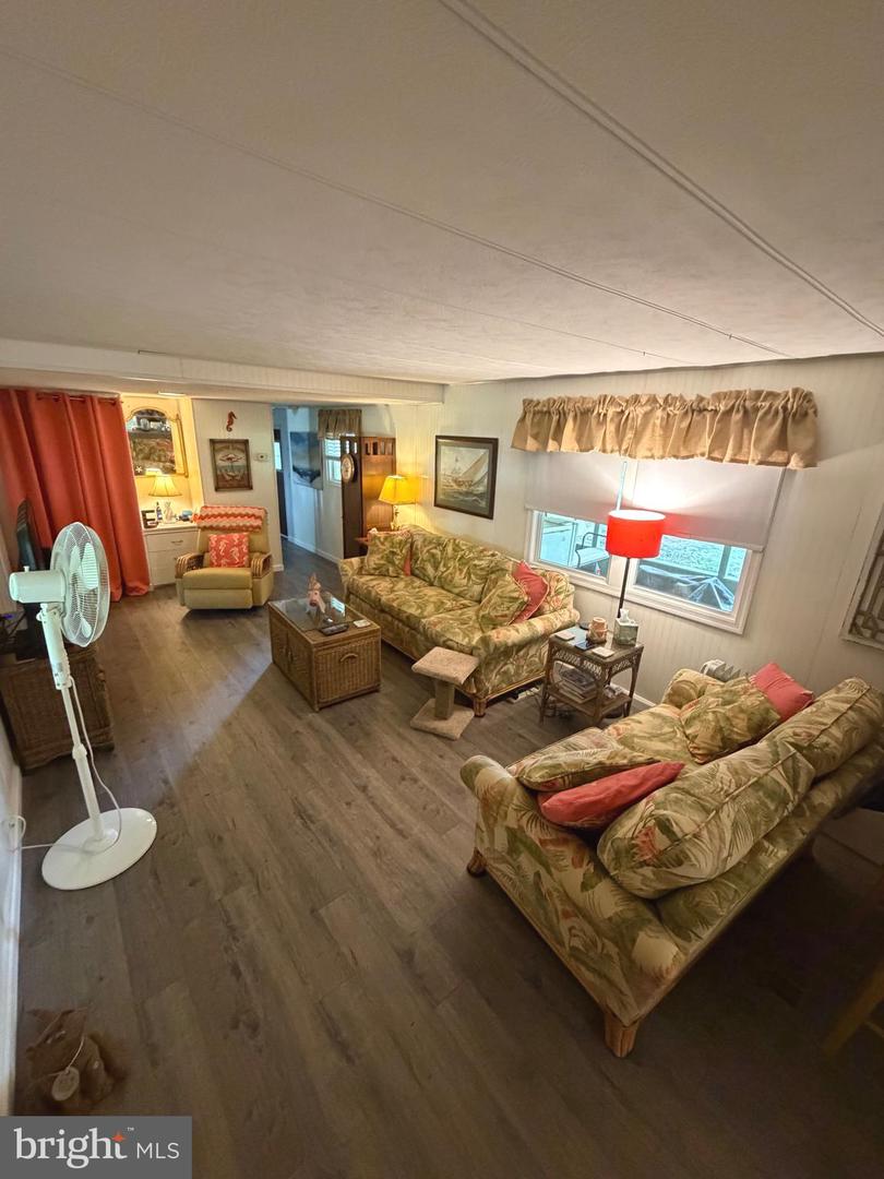 34233 Sandy Ln Property Photo 9