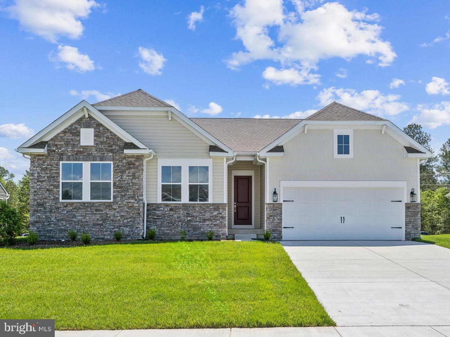 36789 WEST OLD GATE DR Property Photo 1