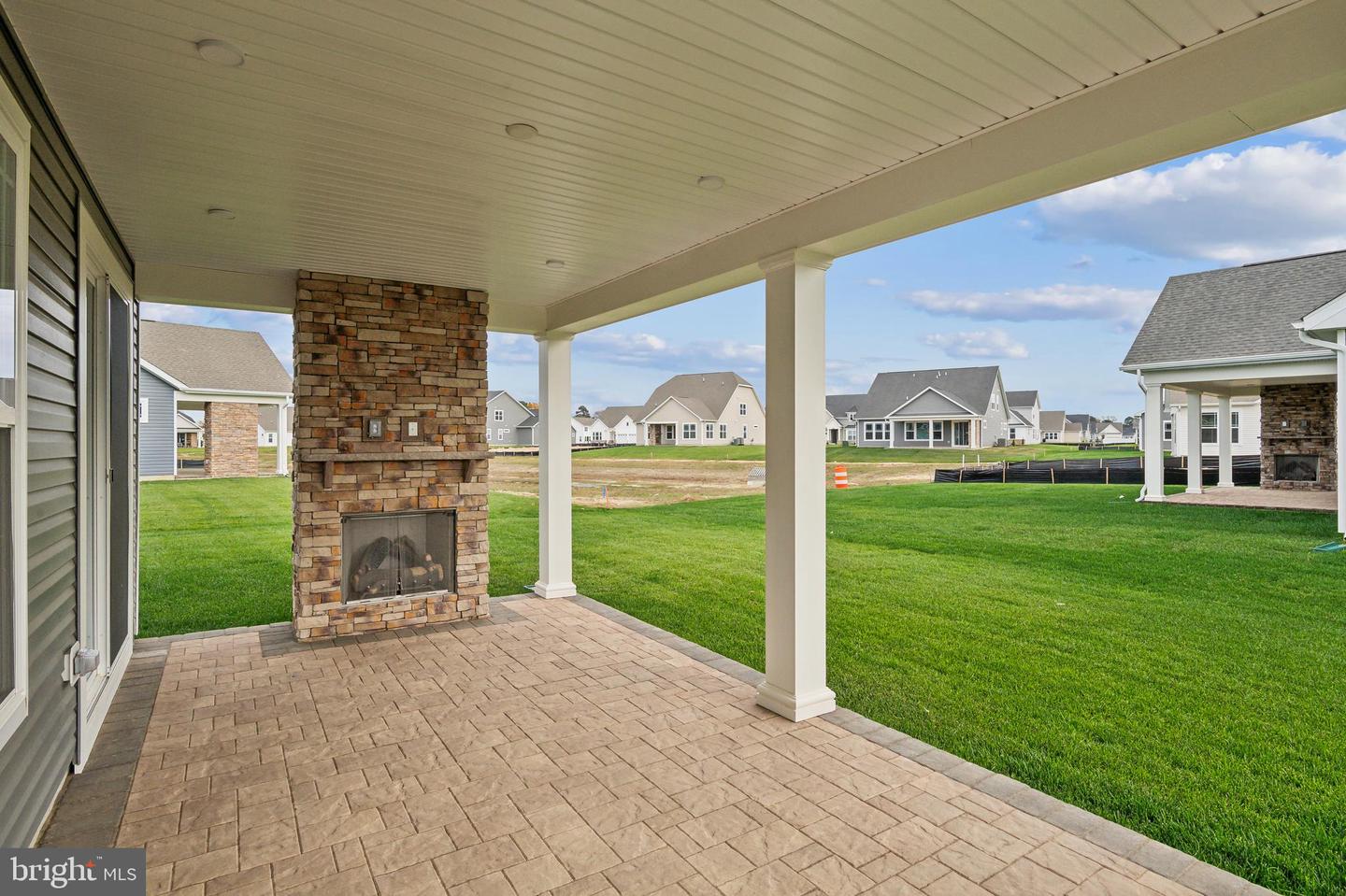 24202 Long Pond Dr Property Photo 20