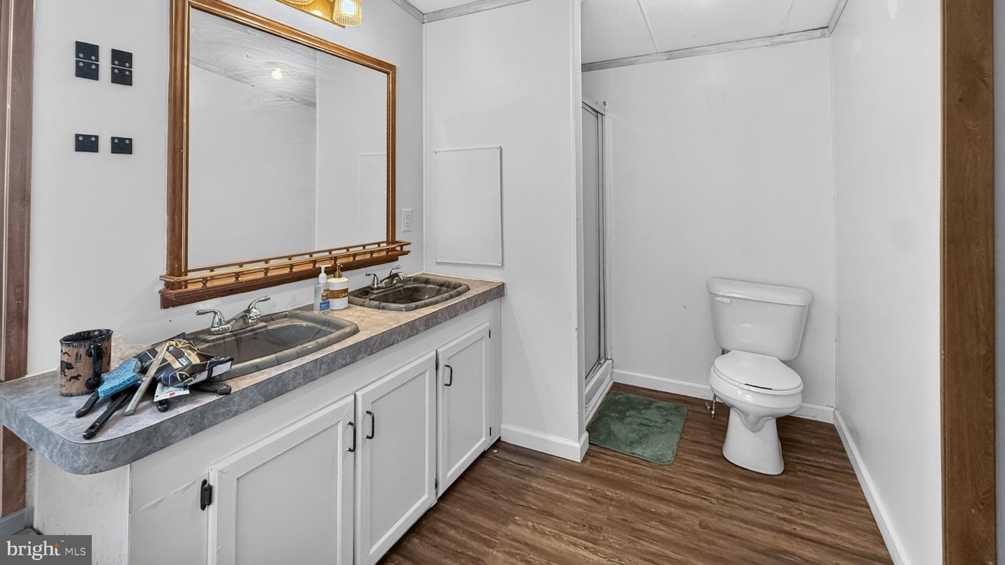 DESU2118660 Property Photo 96