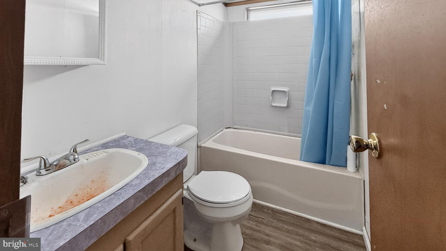 DESU2118660 Property Photo 102