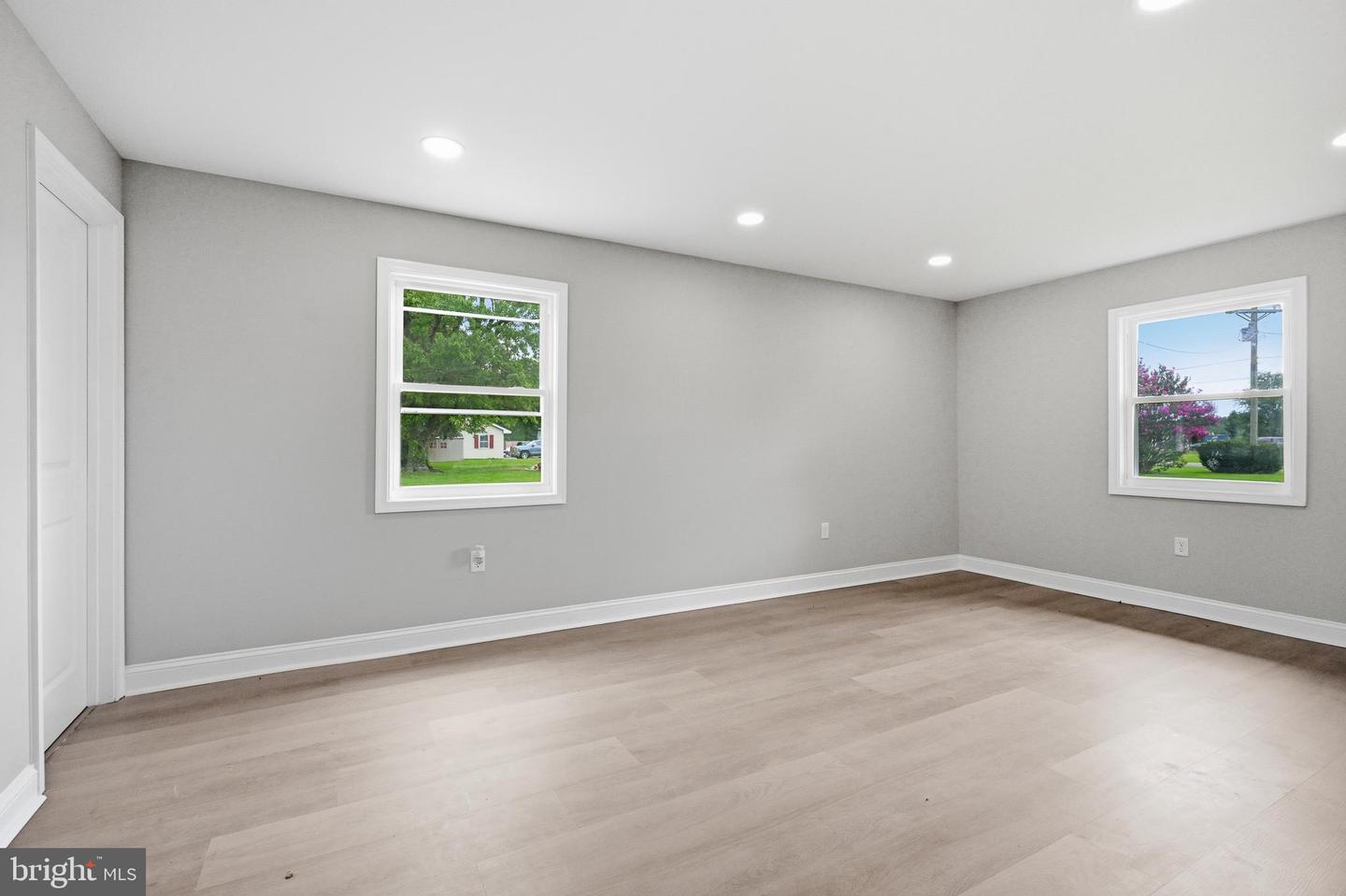 22403 Zoar Rd Property Photo 8